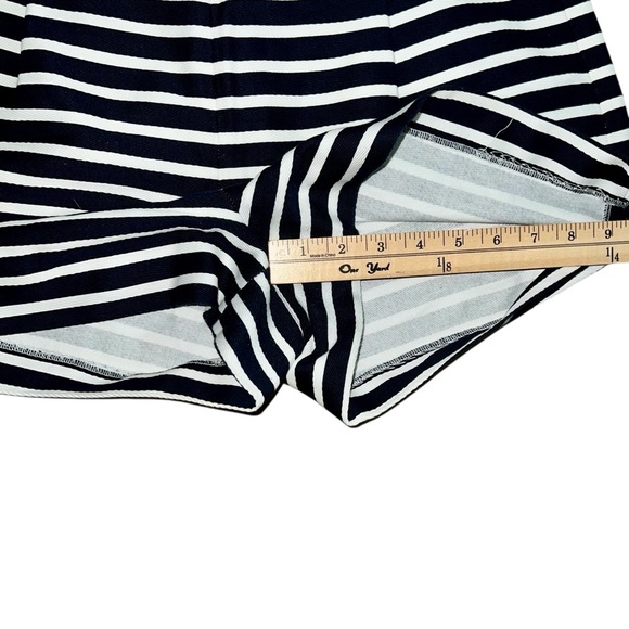 Navy and White Striped Shorts size 8 - Picture 7 of 7